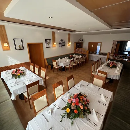 Hotel Restaurant Kreuz