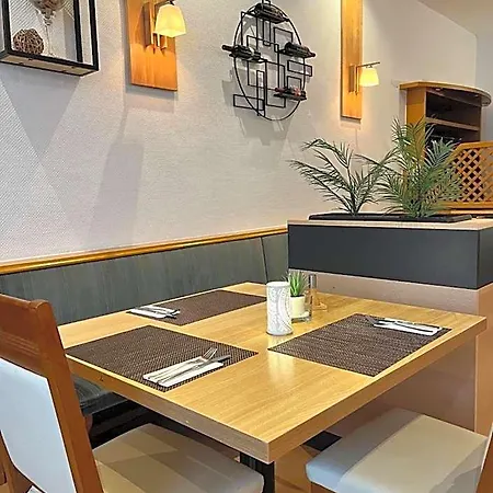 Hotel Restaurant Kreuz *